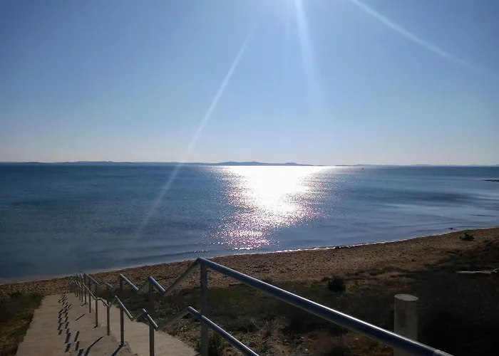 Lovely Couples With Sea View * 닌